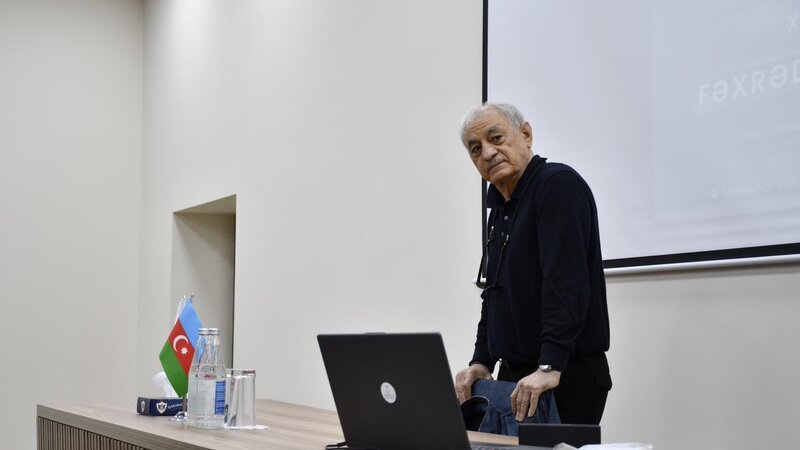 Fəxrəddin Manafov Qarabağ Universitetində tələbələrlə görüşdü -