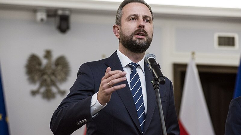 Polşa müdafiə naziri Ukraynaya xəbərdarlıq etdi