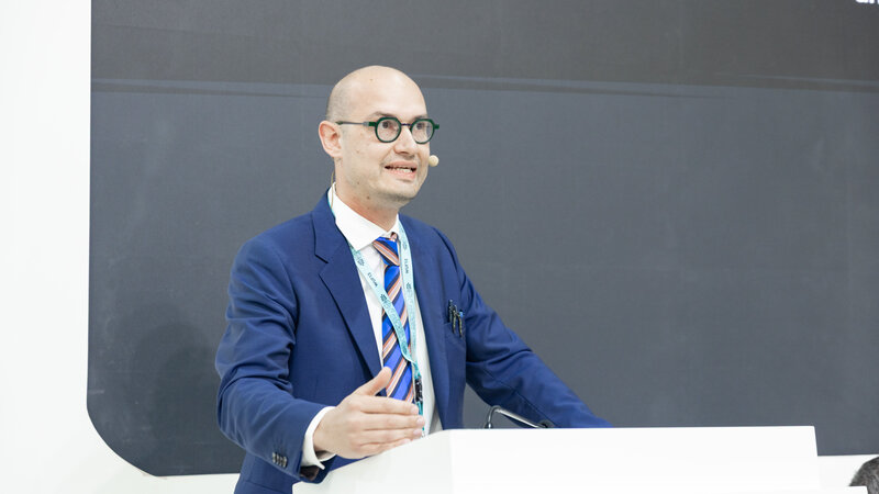 Din Şarp:“Şəhər zorakılığı”ndan danışarkən “soyqırım” anlayışına qayıtmamaq mümkün deyil
