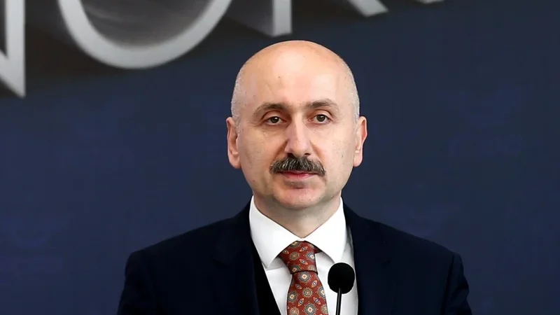 Adil Karaismailoğlu: Türkiyədə sosial mənzil siyasəti dövlətin konstitusion öhdəliyidir