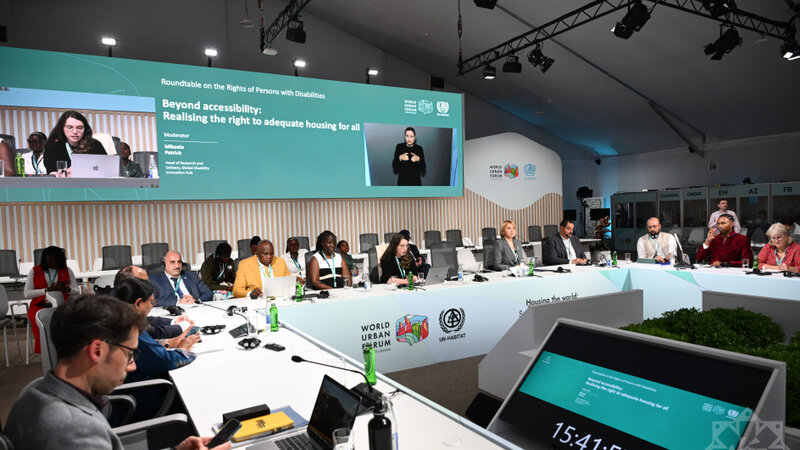 WUF13: Əlilliyi olan şəxslərin hüquqları üzrə dəyirmi masa keçirilib -