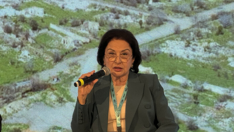 Rektor: “Bir sahə üzrə ixtisaslaşma müasir şəhərlərin qarşısında duran mürəkkəb problemlərin həlli üçün kifayət etmir”