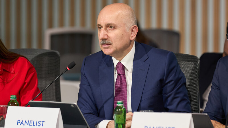 Adil Karaismailoğlu: Türkiyədə sosial mənzil siyasəti dövlətin konstitusion öhdəliyidir