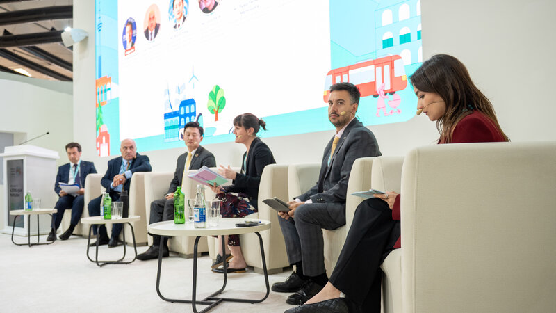 UCLG-nin Baş katibi bələdiyyələrin üzləşdiyi problemlərdən danışdı