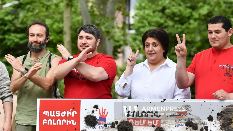 Ermənistanın müxalifət partiyasının 50 namizədi seçkilərdə iştirakdan imtina etdi