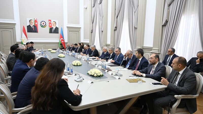 Azərbaycan–Tacikistan Hökumətlərarası Komissiyasının 8-ci iclası keçirilib