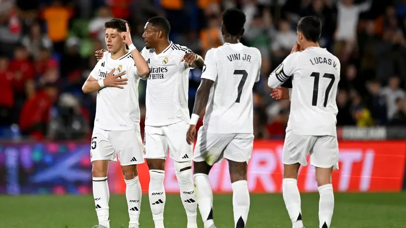 "Real Madrid" ulduz futbolçusu ilə yollarını ayıracağını açıqladı