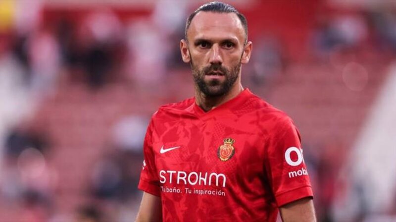 Adı "Fənərbağça" və "Qalatasaray"la hallanan hücumçu "Barselona"nın hədəfində