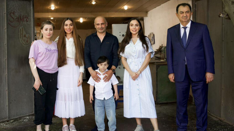 Leyla və Arzu Əliyeva Lənkəranda yerli sənətkarın yaradıcılığı ilə tanış olublar