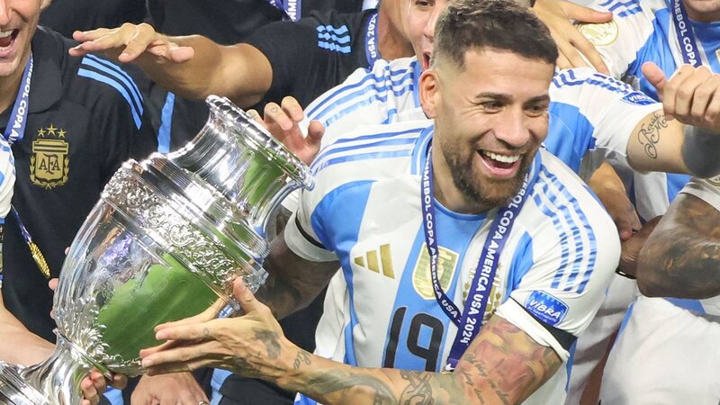 Otamendi “Benfika”dan ayrıldı: Vətəninə qayıdır