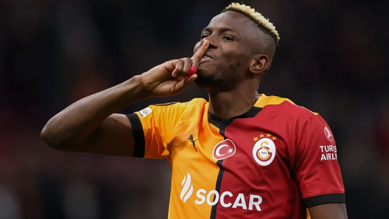 Osimhen “Qalatasaray”dan ayrılacağı iddialarına cavab verdi
