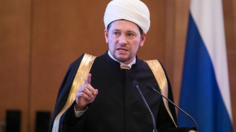 Rusiya Müsəlmanları Ruhani İdarəsinin birinci müavini cərimələnib