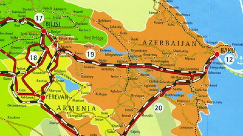 Bakı-Tbilisi-Qars dəmir yolu region ölkələri üçün imkanlar açır -