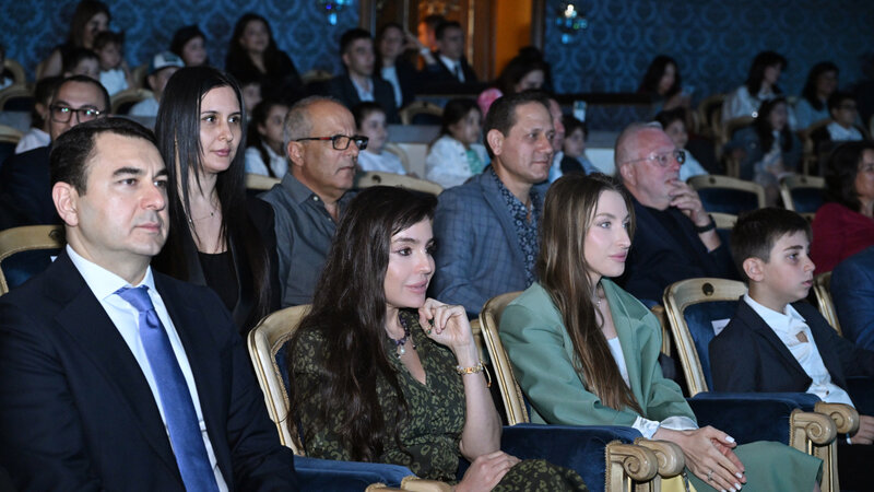 Akademik Musiqili Teatrda “Balaca şahzadə” tamaşası nümayiş olundu
