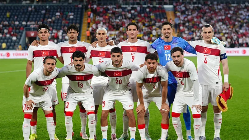Türkiyə millisinin Dünya Kuboku üçün yekun heyəti açıqlandı: 9 futbolçu kənarda qaldı