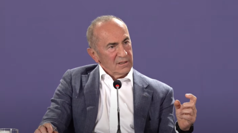 Köçəryandan Putinin Paşinyana telefon zənginə reaksiya