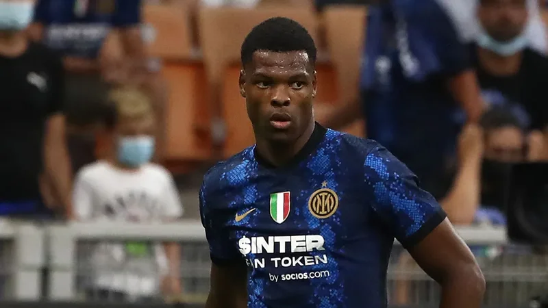 Dumfrisin transferi “Real Madrid”ə 24 milyona başa gəldi