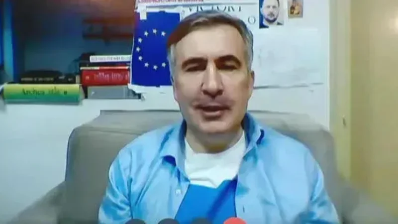 Saakaşvilidən ermənilərə çağırış:
