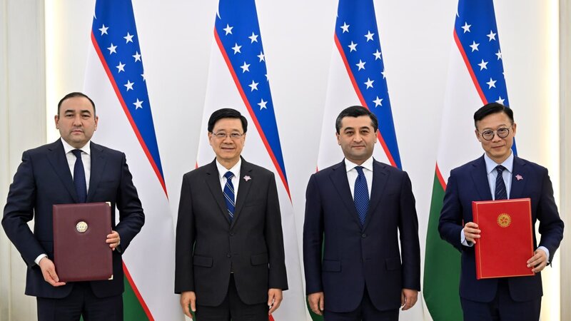 Özbəkistan və Honq-Konq vizasız rejimə keçməyə hazırlaşır