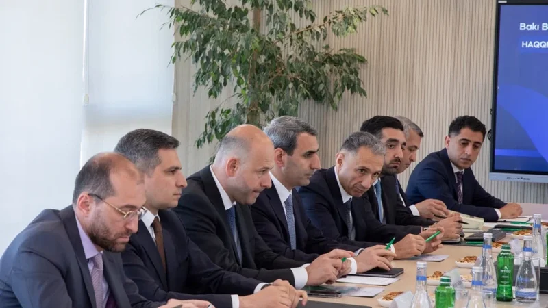 Dövlət qurumlarının nümayəndələri Bakı Limanında görülmüş işlərlə tanış olublar