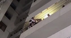 FHN Xırdalanda beşinci mərtəbədə asılı vəziyyətdə qalan qadını xilas etdi -