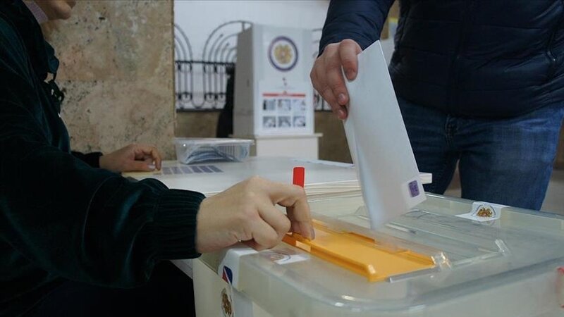 Ermənistanda parlament seçkiləri başlayıb