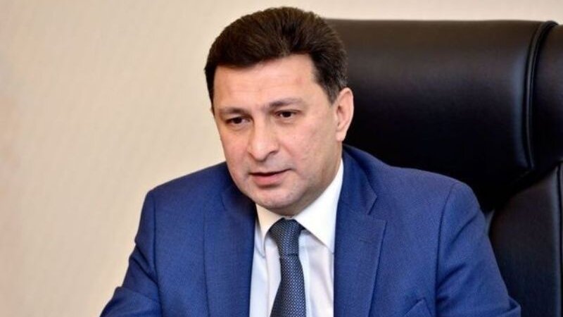 Gəray Gəraybəyli: İllərlə internetə öyrəşmiş uşağın əlindən onu alanda aqressiyası artır