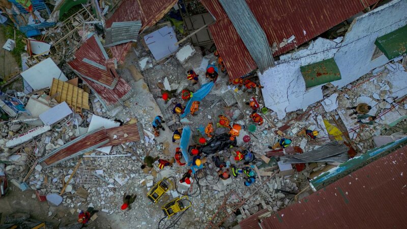 Filippində zəlzələ qurbanlarının sayı 37-yə çatıb