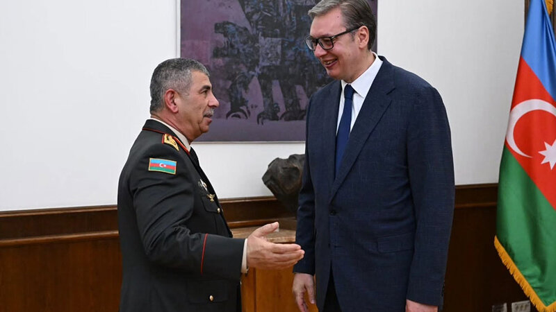 Aleksandr Vuçiç Zakir Həsənovu qəbul etdi
