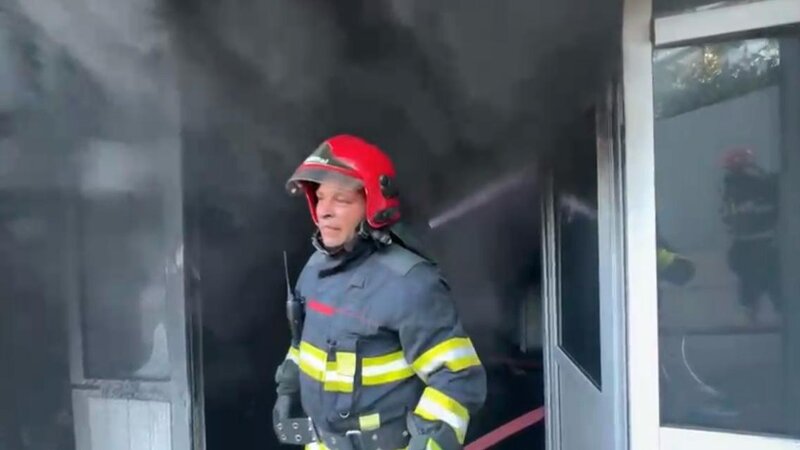 Yasamalda obyektdə yanğın baş verib - FOTO