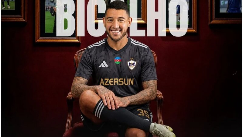 Pedro Bikalyo daha 3 il "Qarabağ"da