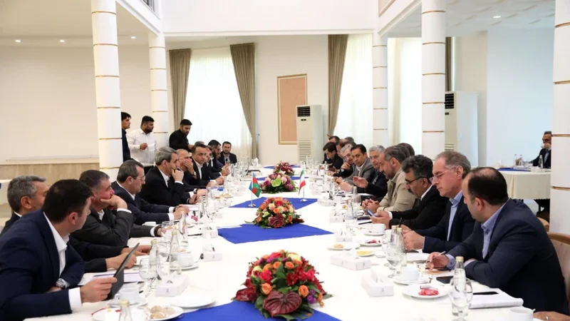 ADY və İran Dəmir Yollarının rəhbərliyi Astara Terminalında tikinti işlərinin gedişi ilə tanış oldu