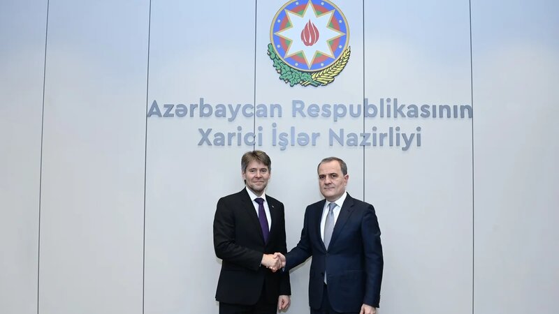 Ceyhun Bayramov slovakiyalı həmkarı ilə  Azərbaycan–Slovakiya münasibətlərini müzakirə etdi
