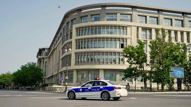 Yol Polisi “Son zəng” günü ilə əlaqədar şagirdlərə və valideynlərə müraciət etdi