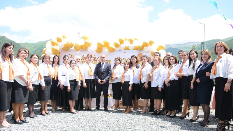 Elm və təhsil naziri Kəlbəcərin ilk məzununun "Son zəng" tədbirində iştirak edib -