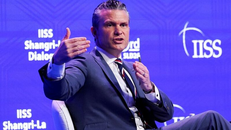 Pentaqon rəhbəri süni intellekt şirkətinin uzaqlaşdırılmasını müdafiə etdi