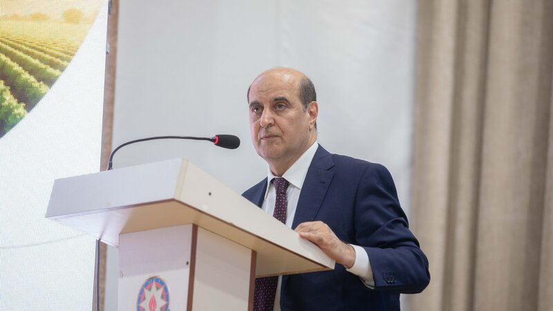 Rafiq Aslanov: Müasir suvarma sistemləri əkin sahələrinin 10 faizini əhatə edir