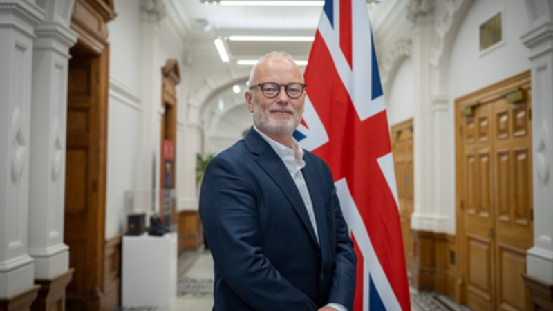 Britaniya nazir Bakıda yüksək səviyyəli iqtisadi danışıqlar apardı