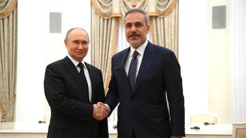 Putin Kazanda Hakan Fidanla görüşəcək