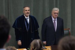 Rusiyada Hakan Fidana fəxri ad verildi