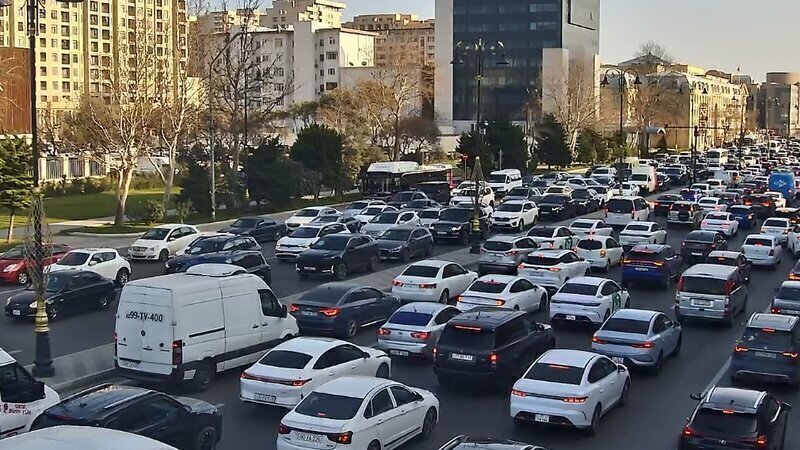 Bakıda bu yollarda sıxlıq var - SİYAHI