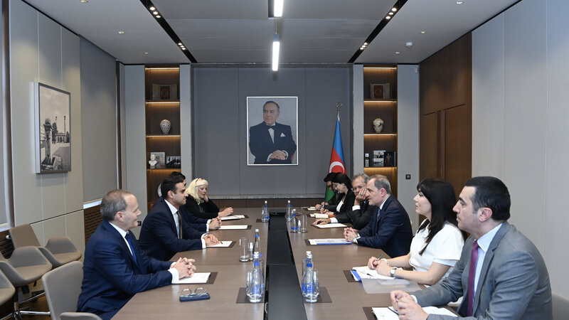 Ceyhun Bayramov ABŞ Konqresinin Nümayəndələr Palatasının üzvü ilə görüşdü