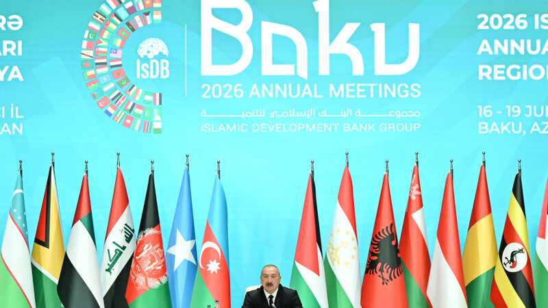 İlham Əliyev: 2032-ci ilə qədər 8 giqavatlıq günəş və külək enerjisi istehsal edəcəyik