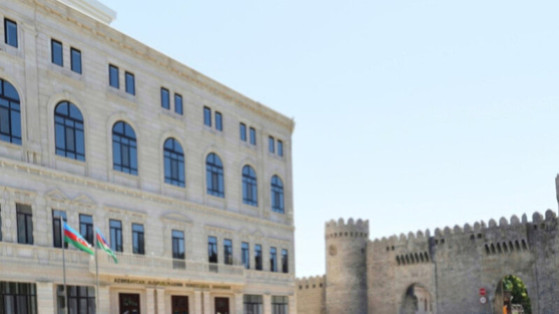 Konstitusiya Məhkəməsi Plenumunun iclasında Bakı Apellyasiya Məhkəməsinin müraciəti əsasında qərar qəbul edildi