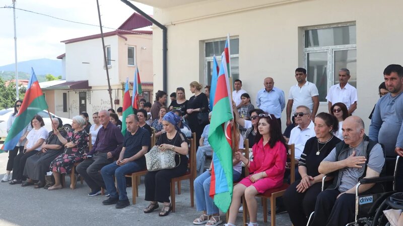 Ağdərəyə daha 12 nəfər köçürüldü