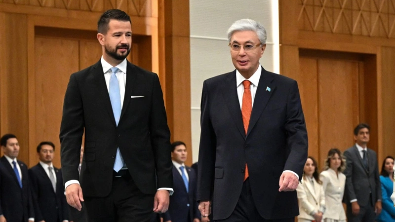 Qazaxıstan Prezidenti Milatoviçlə Transxəzər dəhlizini müzakirə etdi