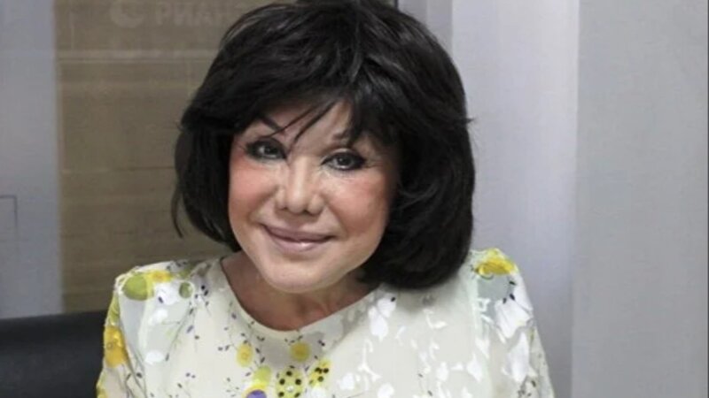 Flora Kərimova xəstəxanadan evə buraxıldı