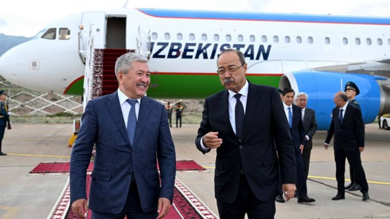 Özbəkistan Baş naziri Qırğızıstanda səfərdədir
