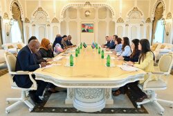 Sahibə Qafarova Mozambik Respublika Assambleyasının sədri ilə görüşdü