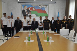 Kəmaləddin Heydərov Dünya Korporativ Oyunlarında yüksək nəticələr qazanmış şəxslərlə görüşdü